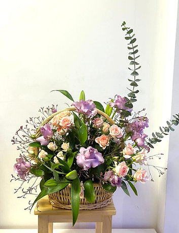 Chic Floral Arrangment in a Basket