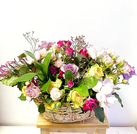 Extravagant Fresh Flower Arrangement