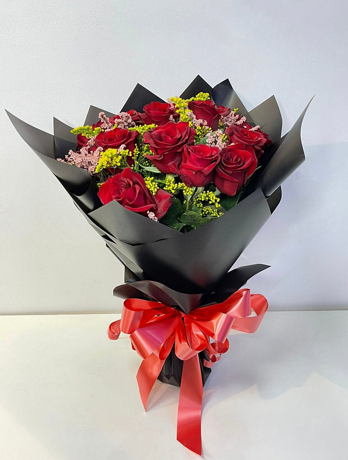 1 Dozen Red Roses