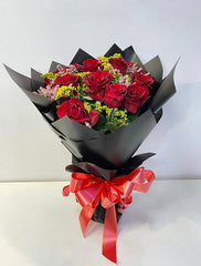 1 Dozen Red Roses