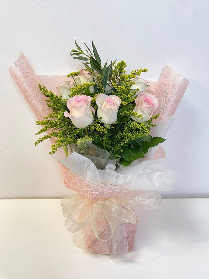 Simple Pink Rose Bouquet