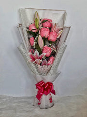 Passionate Pink Rose with Lilies Bouquet