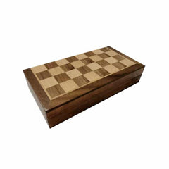 CHESS BOARD – Compact Wooden Chess Set