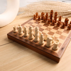 CHESS BOARD – Compact Wooden Chess Set